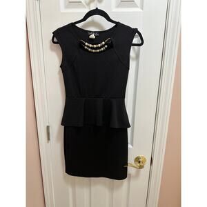 French Atmosphere Cocktail/Party Dress with Built in Necklace Size M in Black